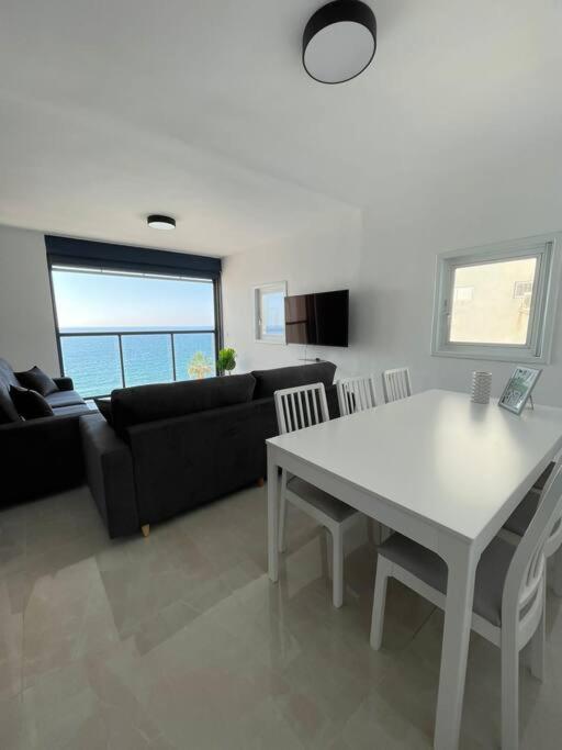 Onthesea Bat Yam Appartamento Esterno foto