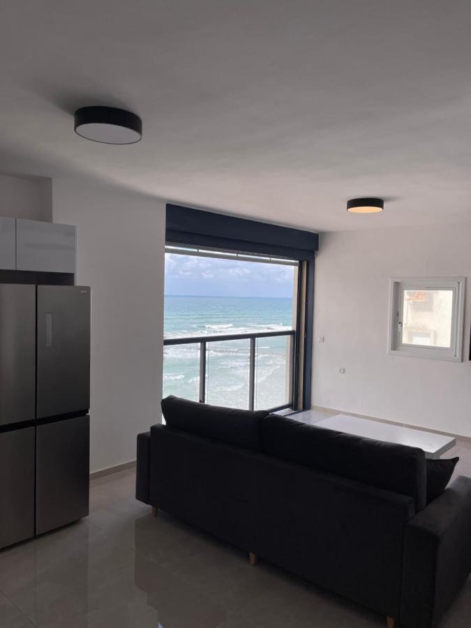 Onthesea Bat Yam Appartamento Esterno foto